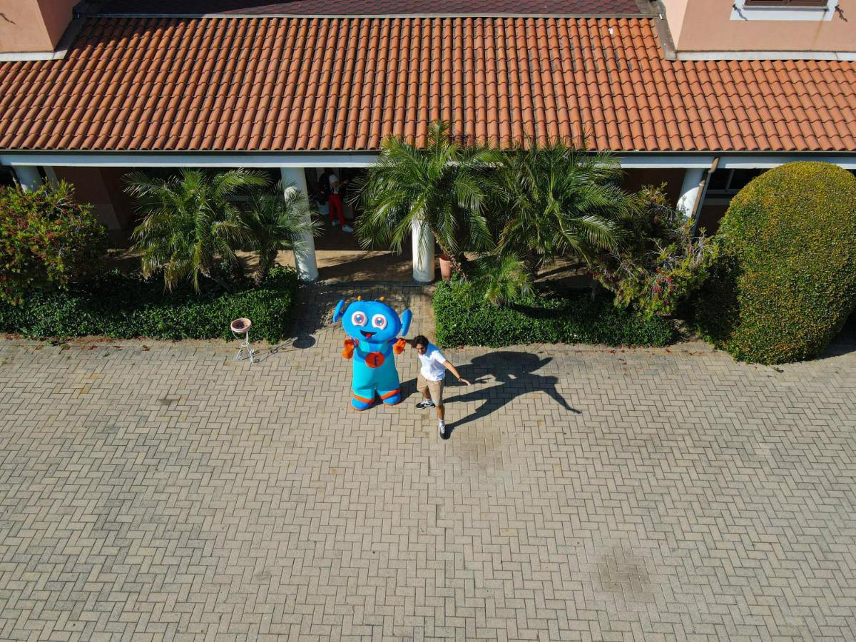 Futura Club La Praya Hotell Pizzo  Exteriör bild